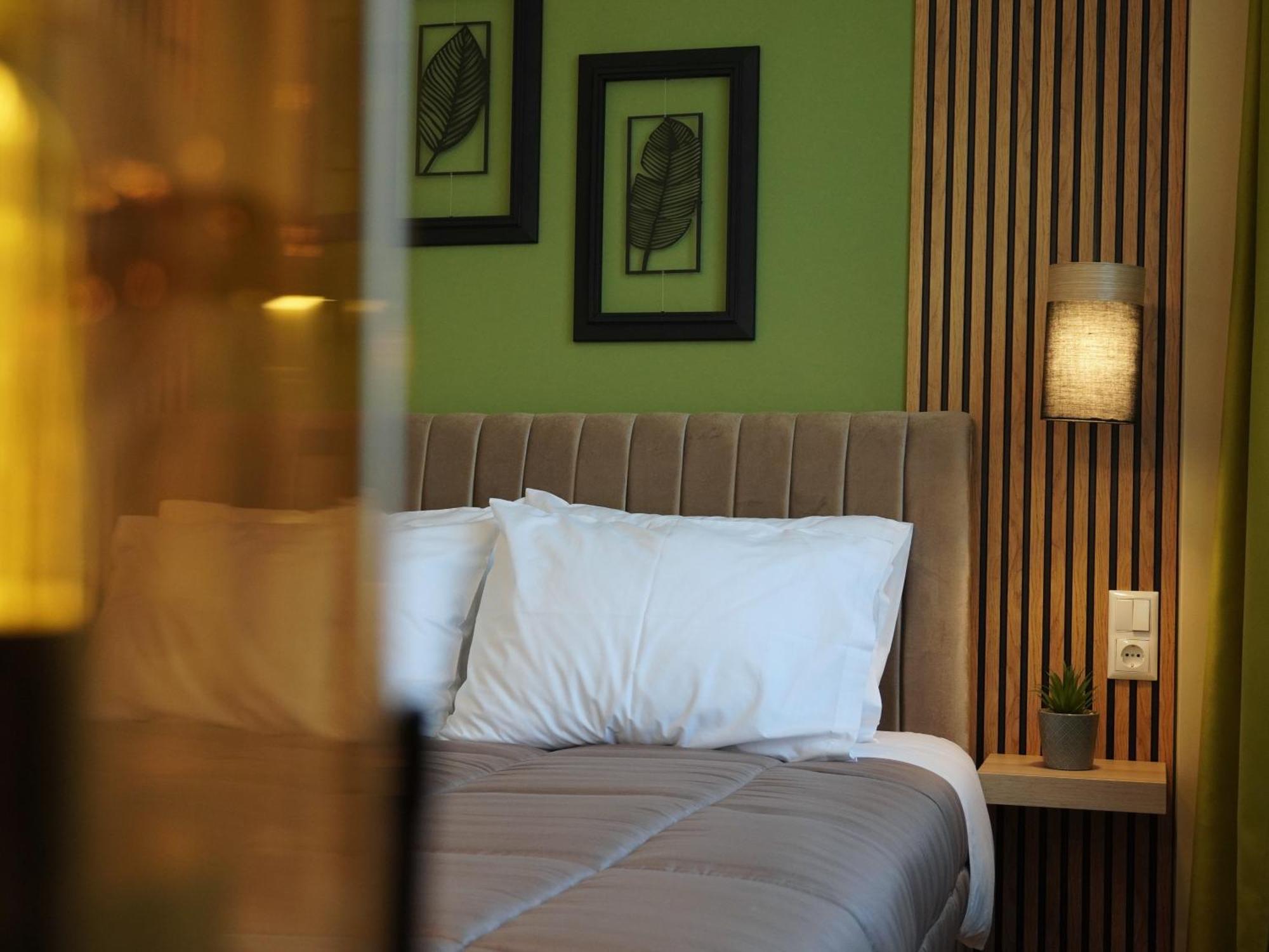 Homesweethome Apartments Tesalonika Bagian luar foto