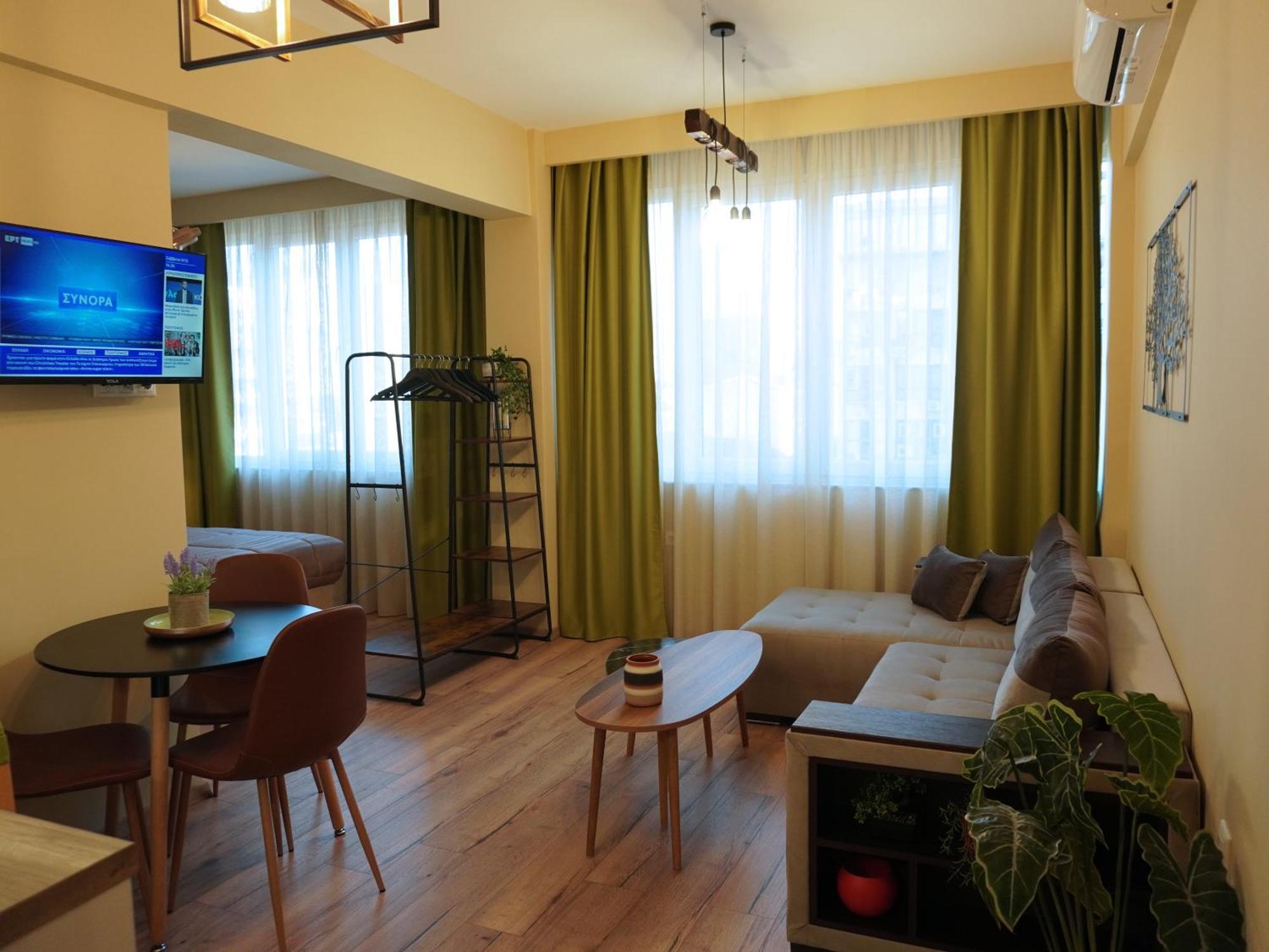 Homesweethome Apartments Tesalonika Bagian luar foto