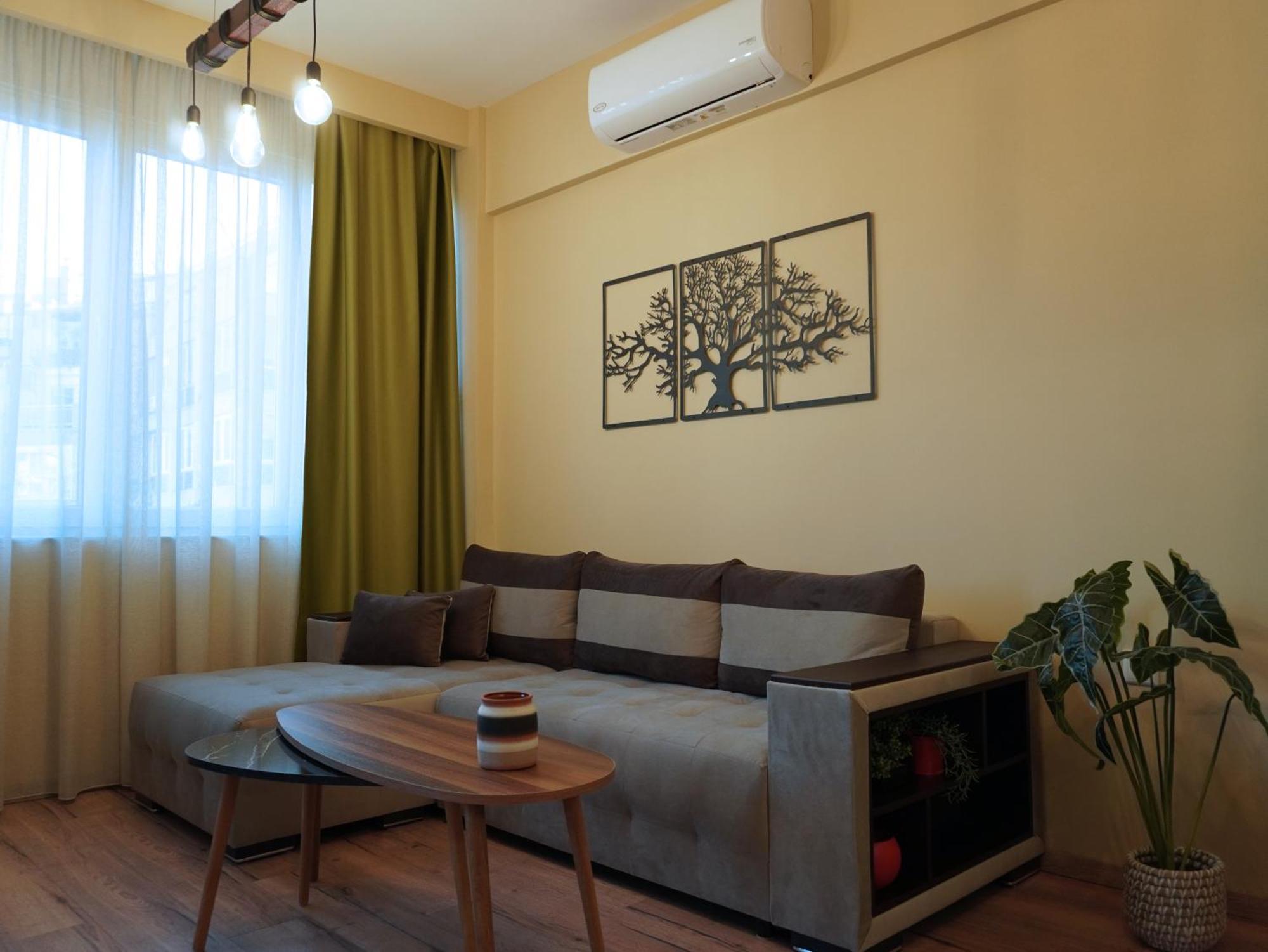 Homesweethome Apartments Tesalonika Bagian luar foto