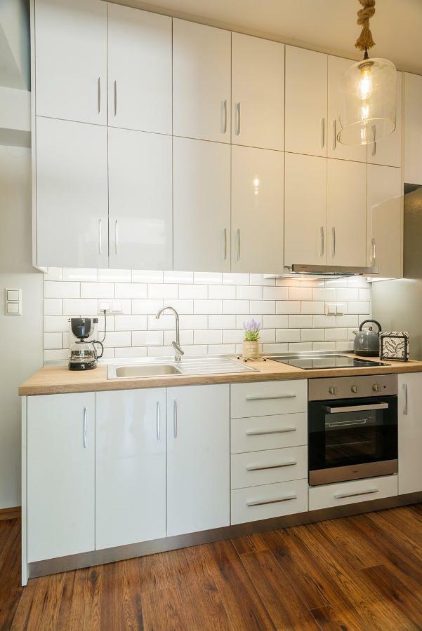 Homesweethome Apartments Tesalonika Bagian luar foto