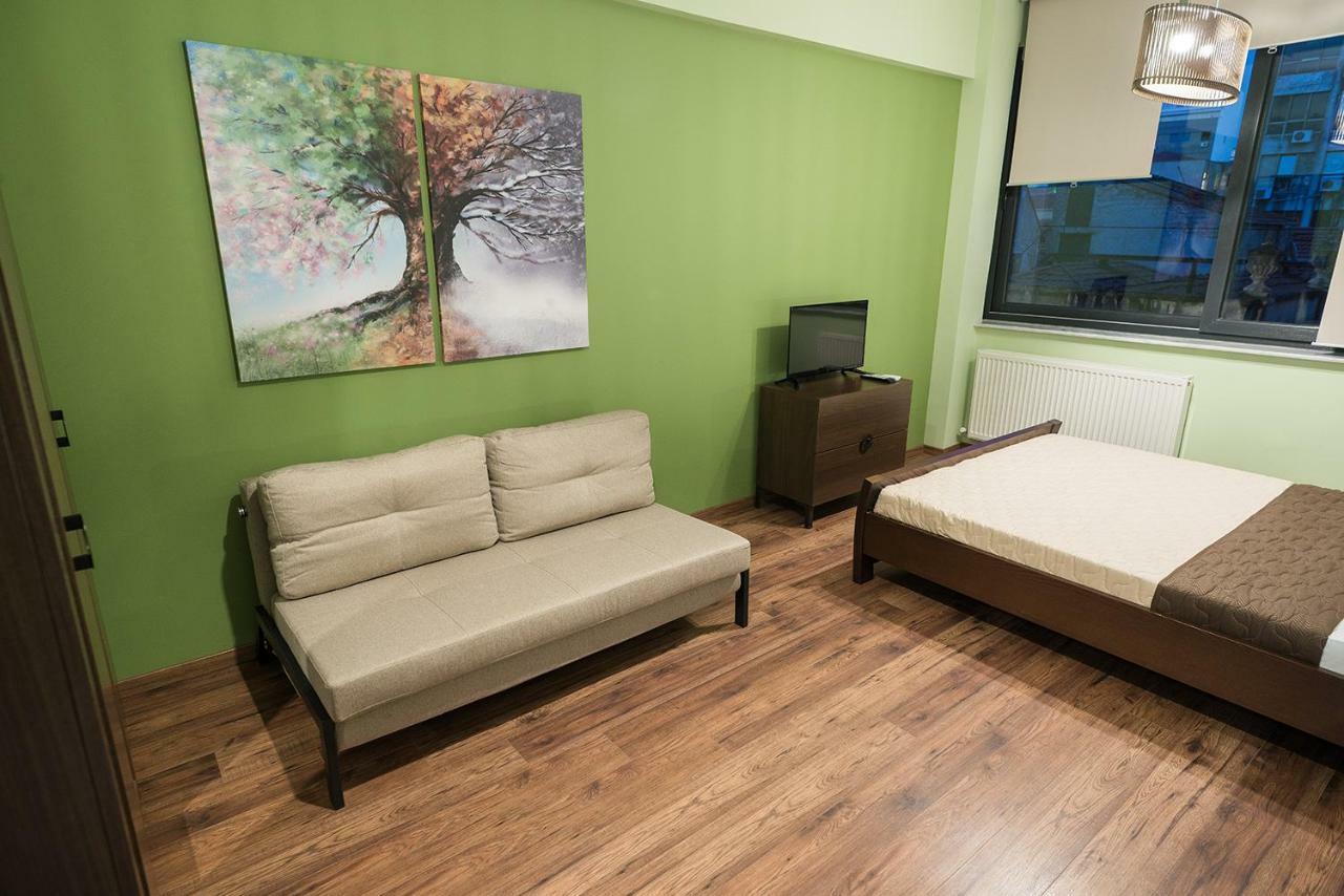Homesweethome Apartments Tesalonika Bagian luar foto